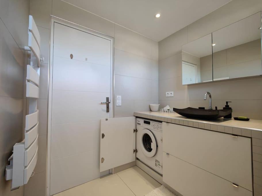 Cannes Vue Mer T2 61M²+ Parking Bagian luar foto